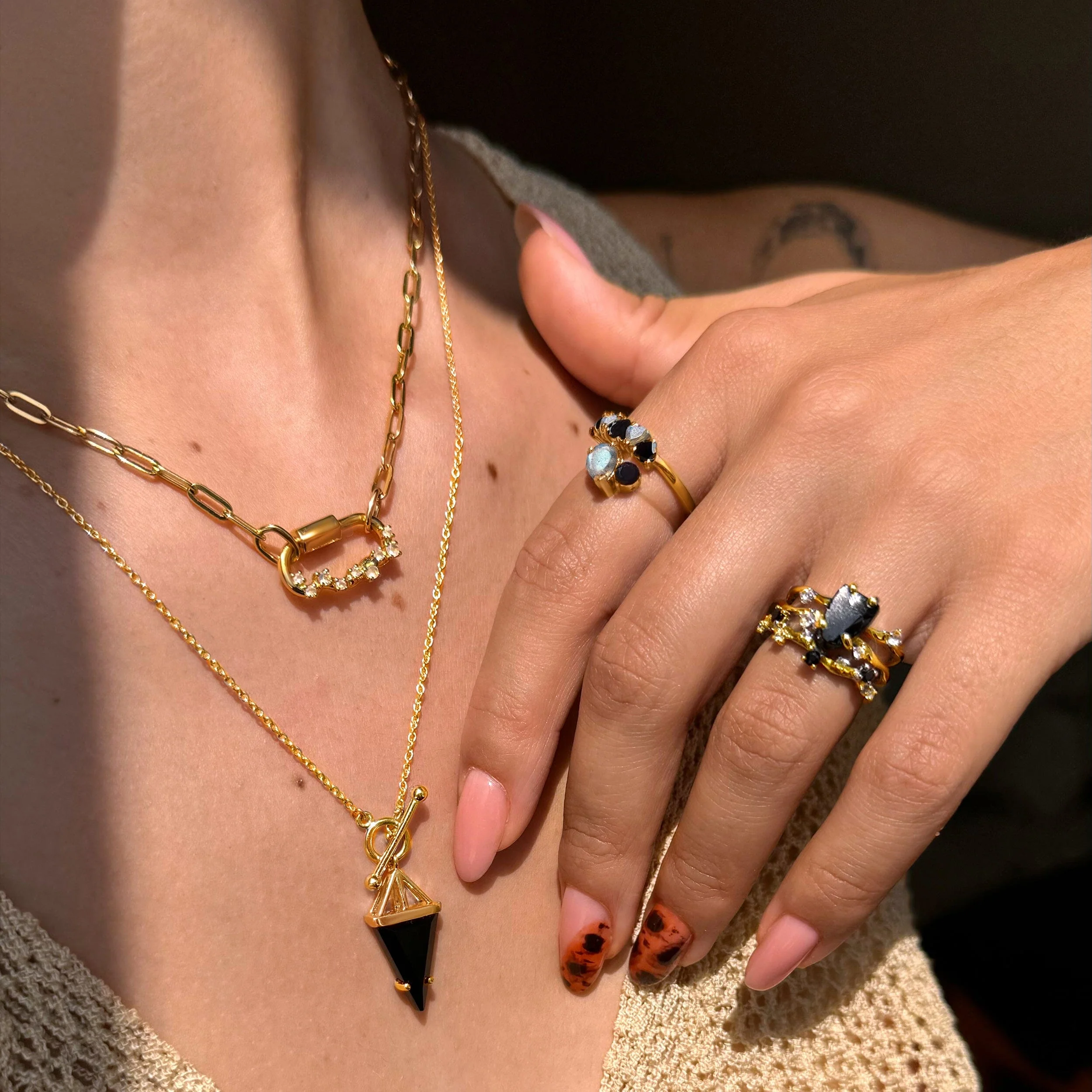 Black Obsidian Necklace - Heroine T-Lock - Image 18