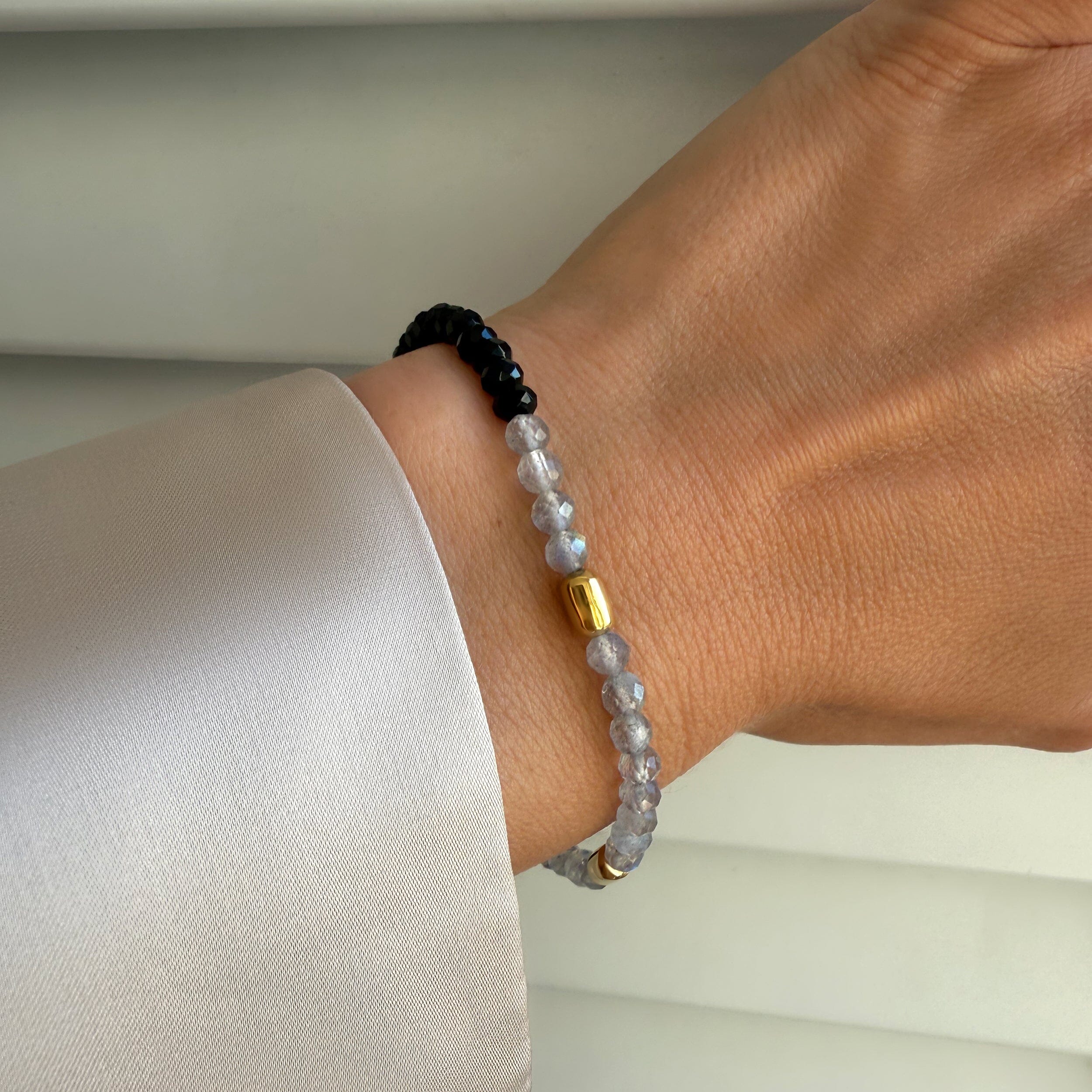 Labradorite Black Obsidian Beads Bracelet - Untamed - Image 6