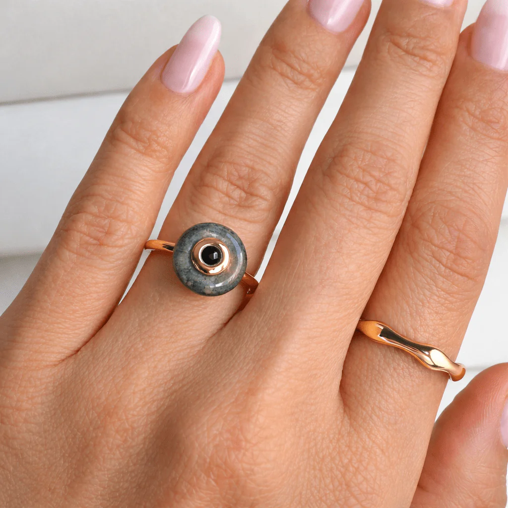 Labradorite Black Spinel Fidget Ring - Ora - Image 7