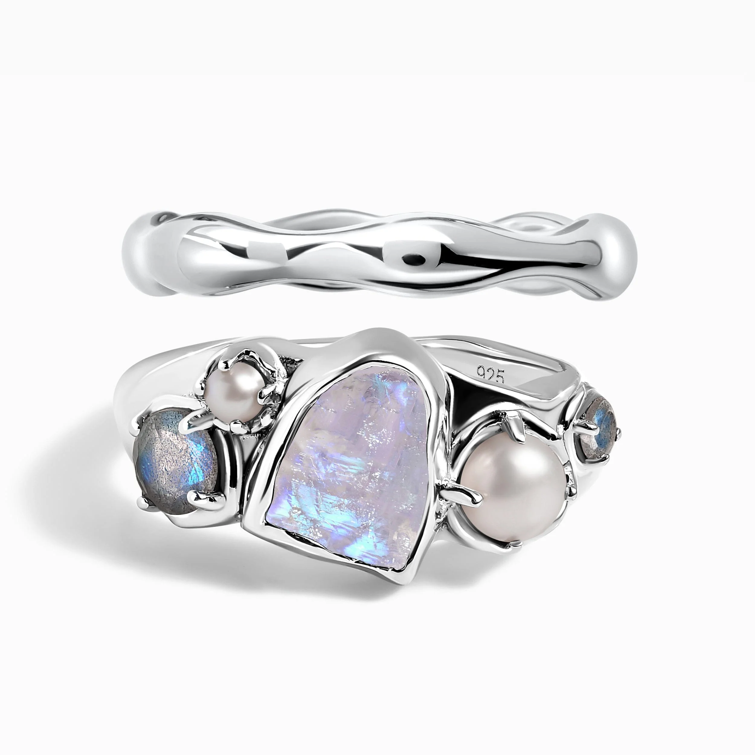 Mist Heirloom Ring & Magma Band