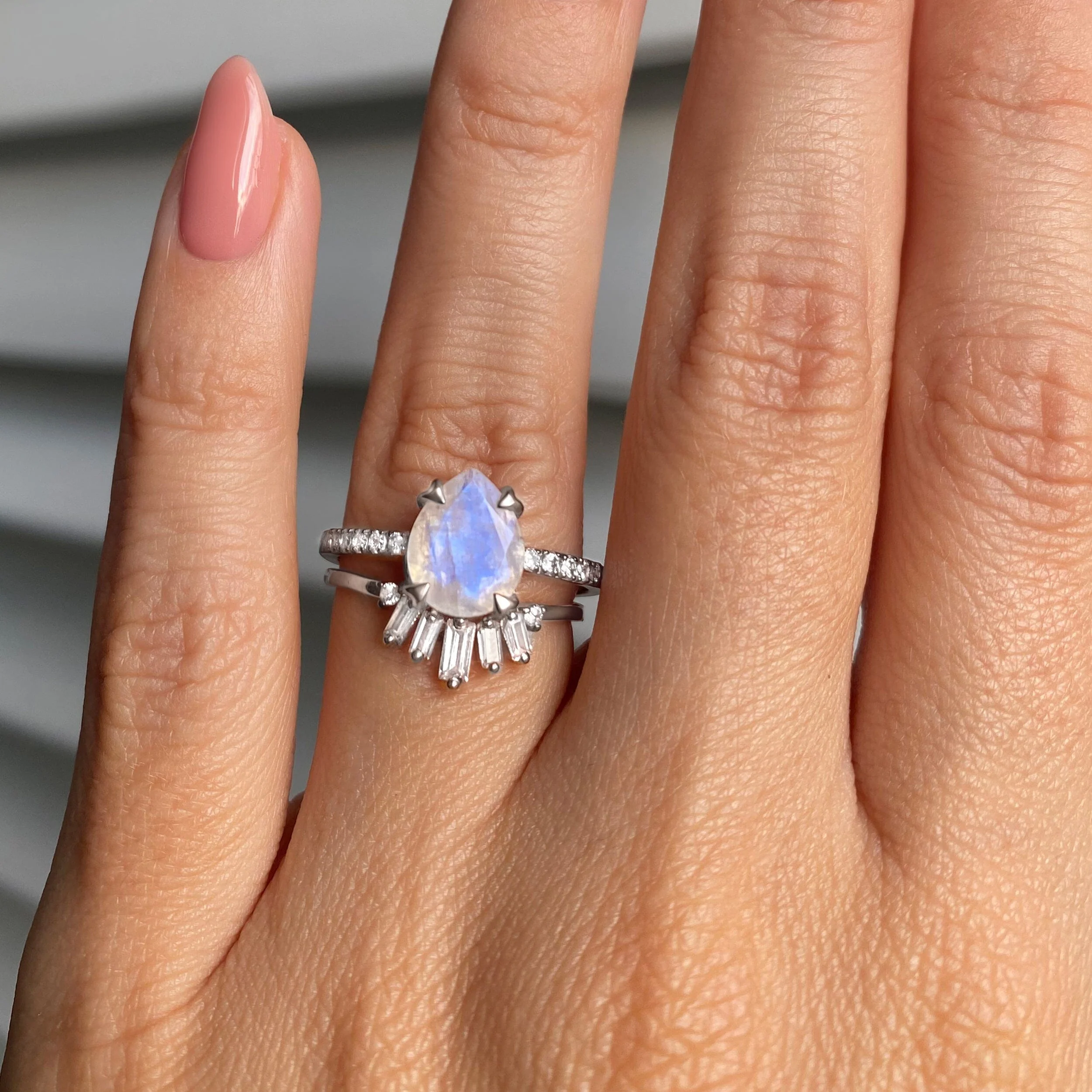Nymph Ring & Sovereign Band - Image 2