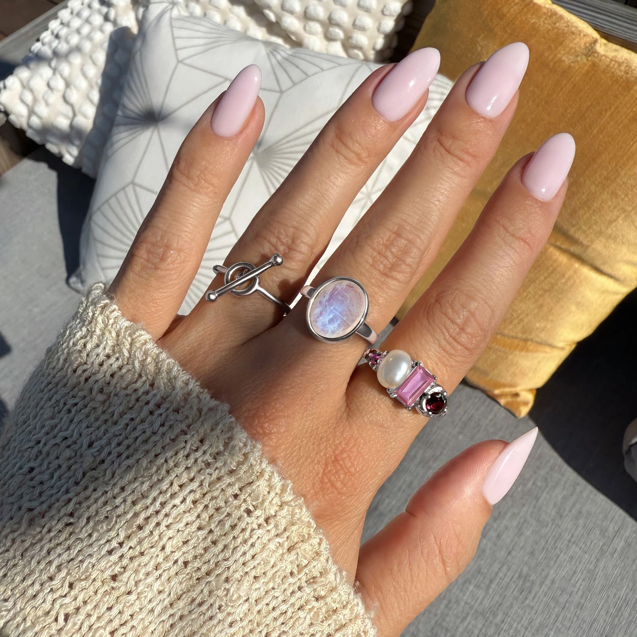 Rhodolite Garnet Pearl Ring - Treasure - Image 12